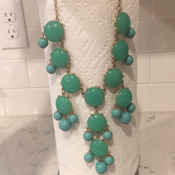 Fun turquoise necklace - Picture 4 of 4